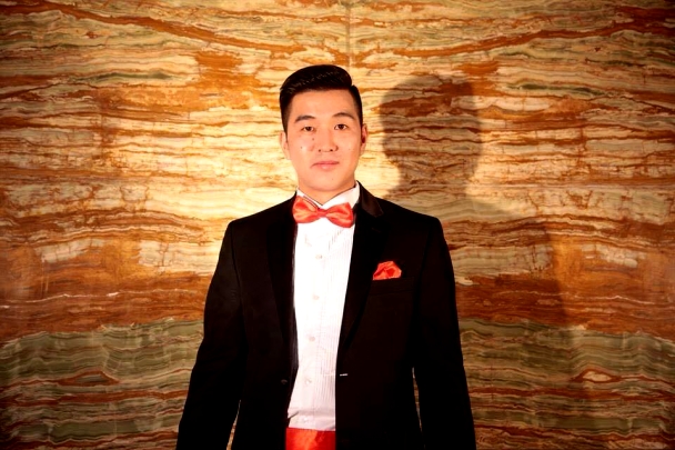 “Монголоор дүүрэн баритонууд байхад тенорууд хичээгээрэй”